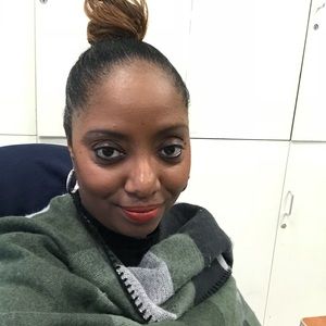 Meet your Posher, Valette